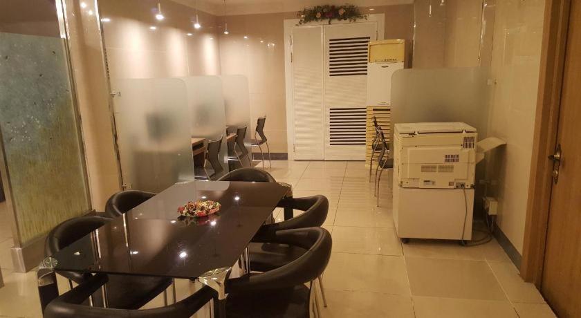 Hotel Olympic Changwon Εξωτερικό φωτογραφία